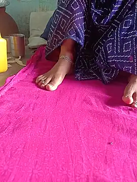 kajalbhabhi44's Webcam Show