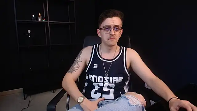 Chat XXX Live FelixStarkk