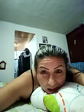 maynor_1998 Adlı Modelin Canlı XXX Sohbeti