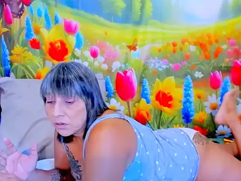 indianroxy 现场XXX聊天