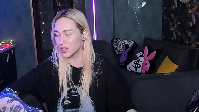 Blckmirrorr Live XXX-chat