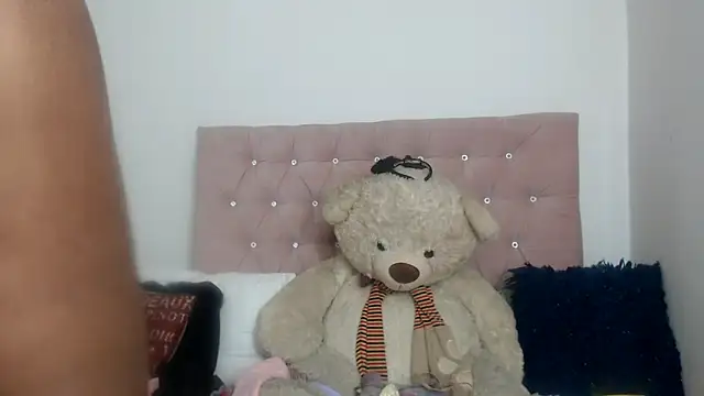 Negrabig Adlı Modelin Canlı XXX Sohbeti