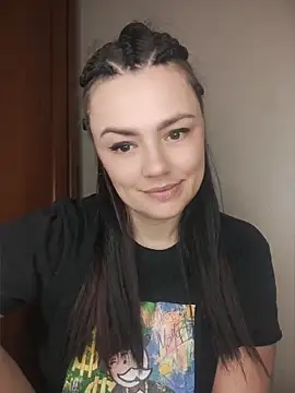 Chat +18 de KrissSexi ao vivo