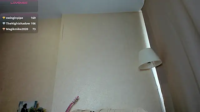 ErlinaBuoy 现场XXX聊天
