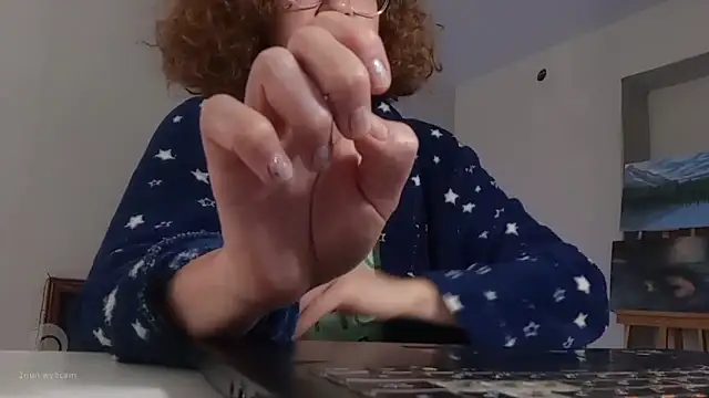 Alice_newhome élő XXX-chatje