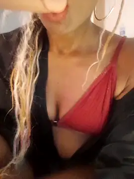 MissBehave_'s Live XXX Chat