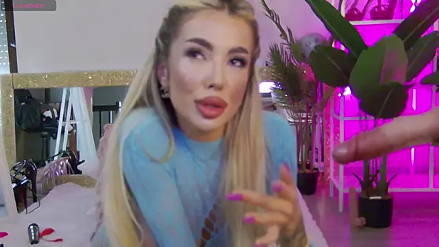 Онлайн чат XXX ArianaArianna