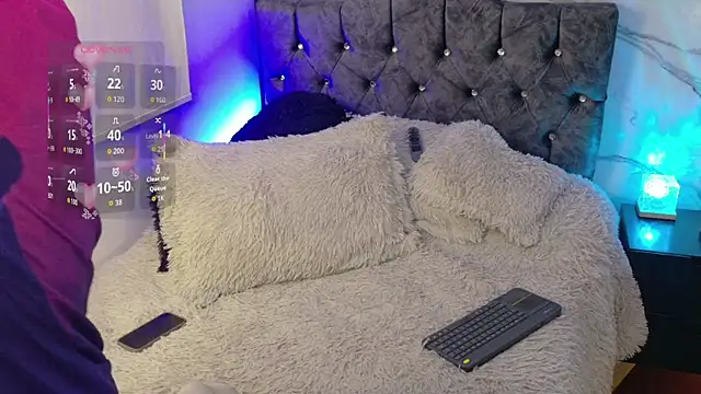 Saimonvela Live XXX Chat