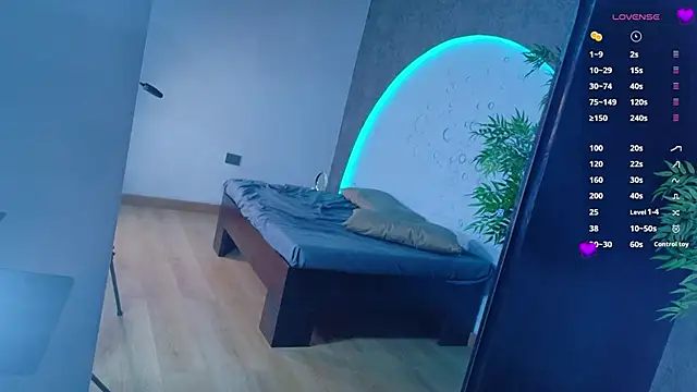 Živý XXX chat ReinaChloe