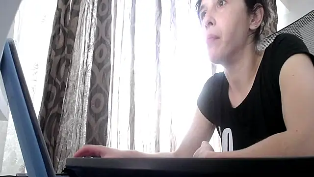 Chat XXX en directo de SmokerLety