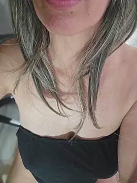 Lysa- Chat XXX live