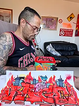 Онлайн чат XXX Mr_Graffitimile