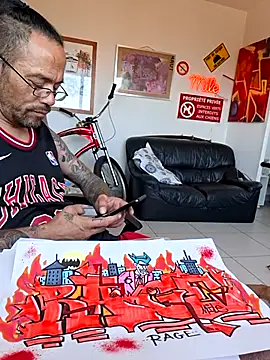 Mr_Graffitimile's Live XXX Chat