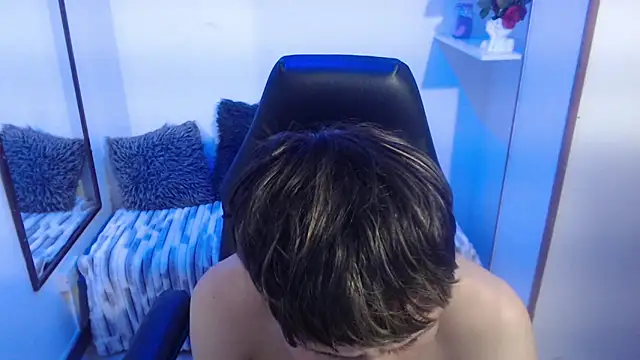 XXX chat uživo modela Yao_23