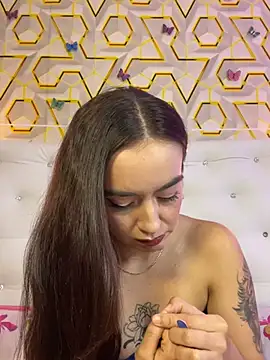 Chatroom XXX en direct de MelanyyJhonson15