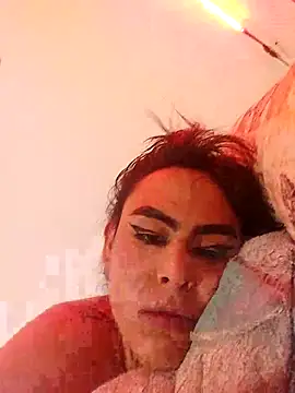 Perla_Hotcortes' Webcam Show