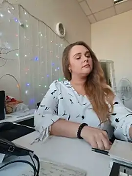 دردشة Juicy_PeachLux الجنسية المباشرة