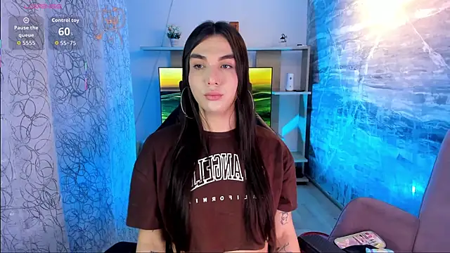 saracaball_'s Live XXX Chat