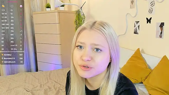 MidnightPoise's Webcam Show