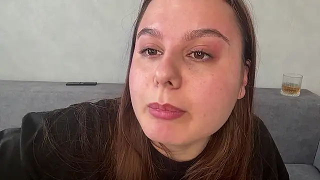 Chat XXX ao vivo de MaiaEnnist