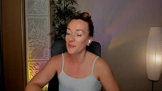 RebeccaMartinez's Live XXX Chat