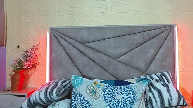 دردشة Esmeralda_oikos الجنسية المباشرة