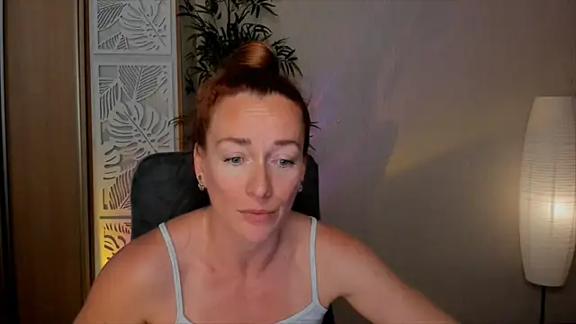 RebeccaMartinez's Live XXX Chat