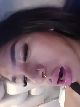 MeelFox's Live XXX Chat