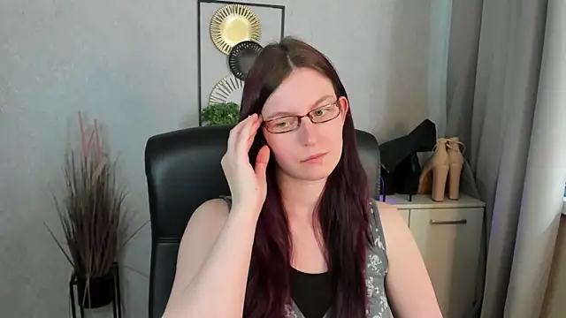 Онлайн чат XXX emmaxDelight