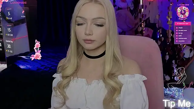 LinaLirian live XXX chat