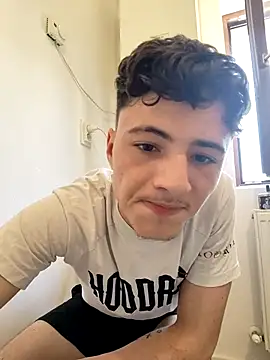 denysio89's Live XXX Chat