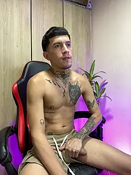 abrahaham_linares Live XXX-chat