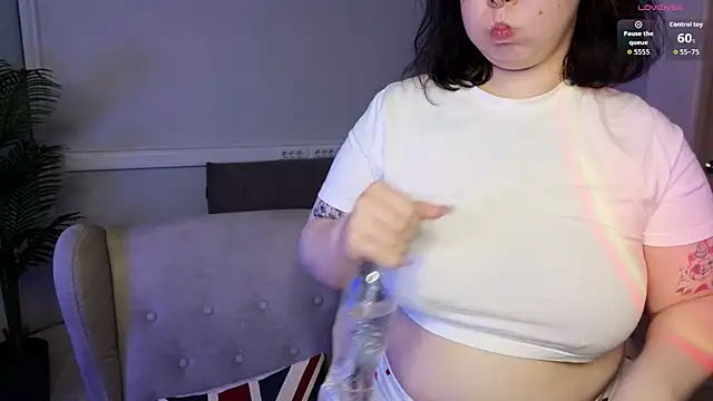 Vlada_vv 라이브 XXX 채팅