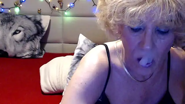 Chat XXX en directo de HappyWomanOn