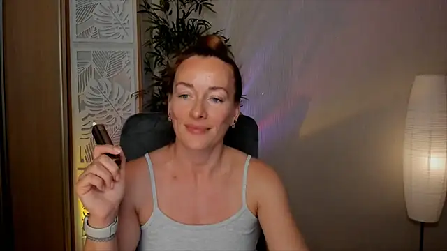 RebeccaMartinez Adlı Modelin Canlı XXX Sohbeti