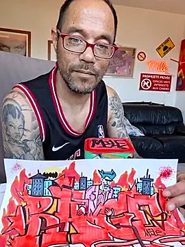 Chat +18 de Mr_Graffitimile ao vivo