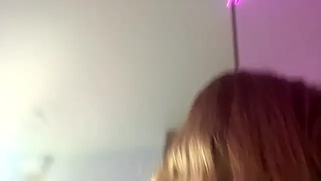 Lisi_Kiss_n Webbikameraesitys