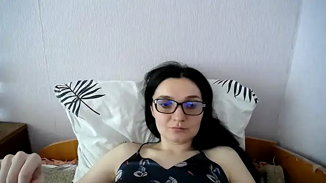 Shiny_gine's Live XXX Chat