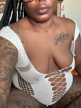 creamyamber's Webcam Show