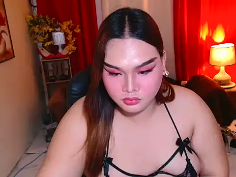 MargaretLim Adlı Modelin Canlı XXX Sohbeti