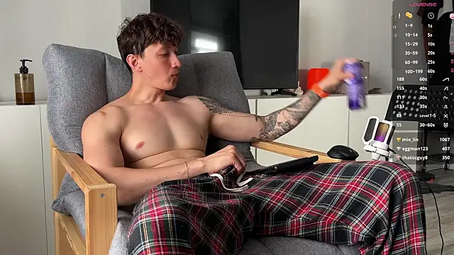 ohh_dani Adlı Modelin Web Kamerası Şovu