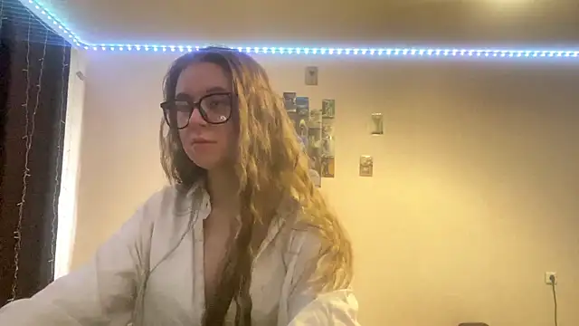Chat XXX en directo de KrystalCarabine