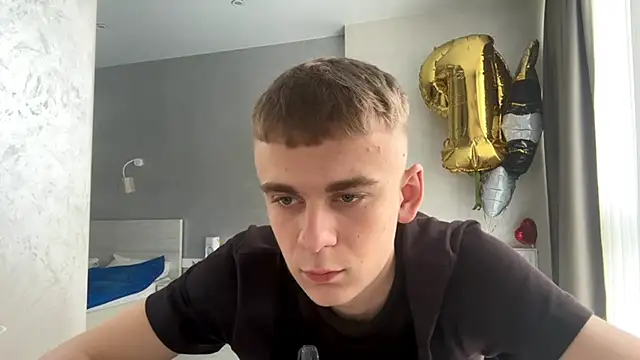 Вебкам-шоу SoloFury