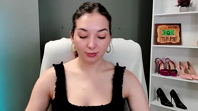 Chat +18 de Meagn_Extasy ao vivo