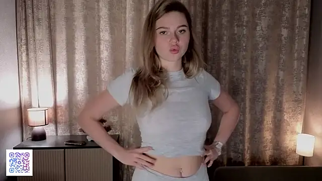 DonaDebore Adlı Modelin Canlı XXX Sohbeti