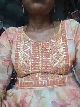 XXX chat uživo modela Munii_123