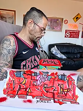 Mr_Graffitimile 网络视讯表演