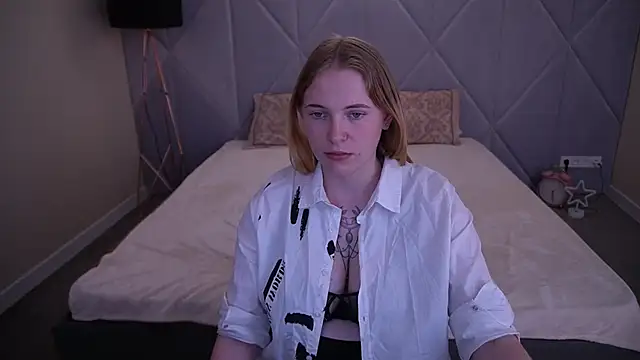 NikkyReyyy Live XXX-Chat