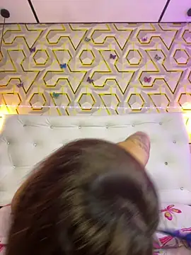 แชท XXX สดของ MelanyyJhonson15