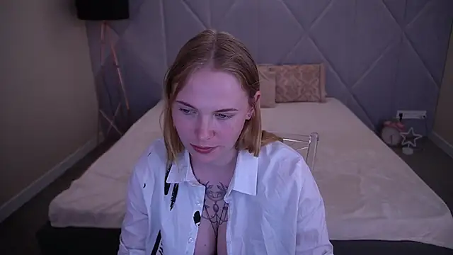NikkyReyyy: απευθείας συνομιλία ΧΧΧ